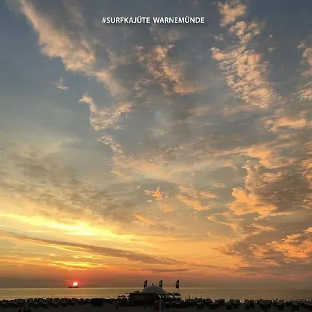 아파트 Surfkajuete - In Warnemuende *