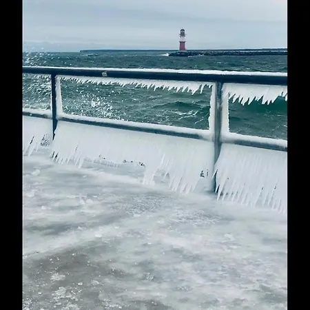 Surfkajüte - In Warnemünde *