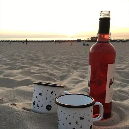 Surfkajuete - In Warnemuende