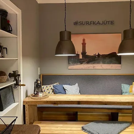 Surfkajuete - In Warnemuende * 로스토크