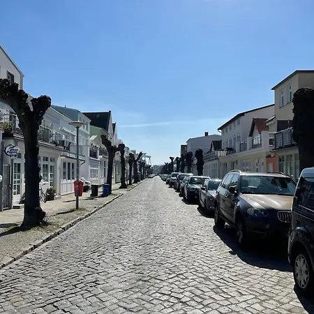 Surfkajuete - In Warnemuende