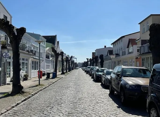 Surfkajuete - In Warnemuende